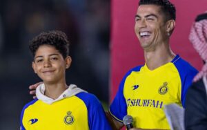 cristiano-ronaldo-cristiano-ronaldo-jr-portugal-futbol-debut-060525-2