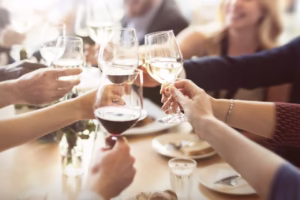 cuales-son-tus-derechos-cuando-vas-a-comer-W2ARCEBTHZG5FOPPUURUSIDTGI