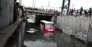 Lluvias-en-CDMX-desquicia-por-inundaciones-y-encharcamientos-FOTO-Francisco-Gallangos