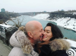 bruce-willis-ya-no-vive-con-su-familia-que-le-paso-actor-2-29082025