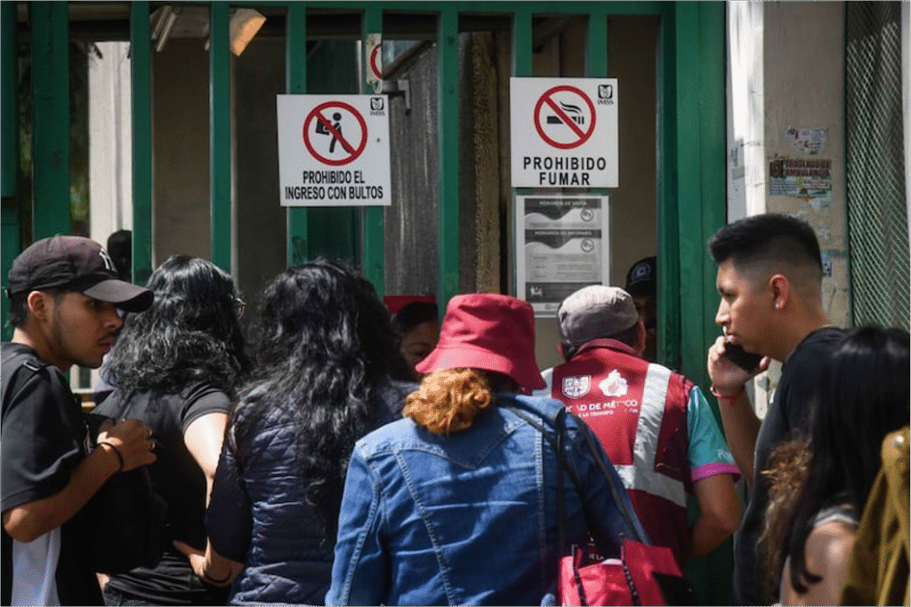 Denuncian falta de insumos en hospitales que atienden a víctimas de la explosión en Iztapalapa