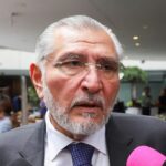 Revelan 79 millones no declarados a Adán Augusto López