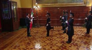 escoltas-bandera-pena-nieto