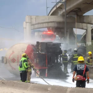 explosion-pipa-puente-concordia-iztapalapa-ignacio-zaragoza-vecinos (4).jpg