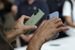 Apple event in California to present new products