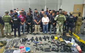 seguidores-de-la-luz-del-mundo-detenidos-en-michoacan