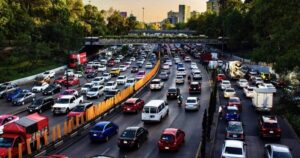 trfico-en-calles-de-la-ciudad-de-mxico-durante-imp