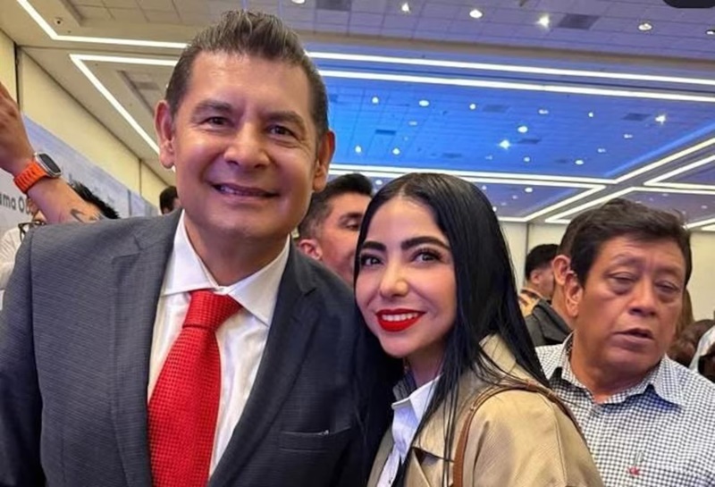 S2X3D4VHQBDNXE5E5KYP4VYLXU