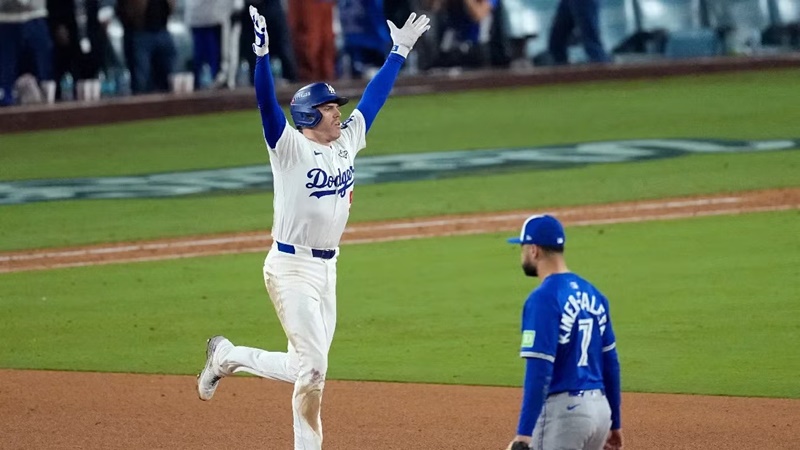triunfo-maratonico-dodgers-toma-ventaja-en-la-serie-tras-un-juego-de-mas-de-seis-horas