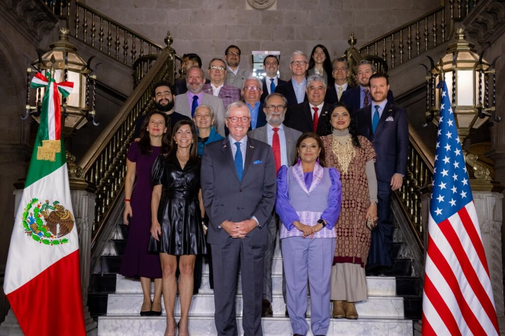 6911269280e03128543265