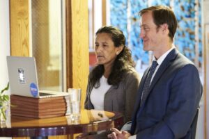 Jueza de EE.UU. aprueba liberación bajo fianza de activista mexicana tras 9 meses detenida