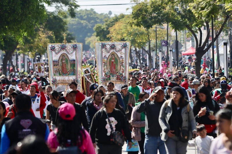 arriban-45-millones-de-peregrinos-a-la-basilica-de-guadalupe_b0706046-84dc-45a4-8400-7c2ed06bcb9c_medialjnimgndimage=fullsize