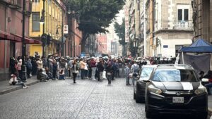 manifestantes-en-congreso-cdmx