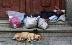 mil-personas-mil-restantes-viven_0_23_1024_637