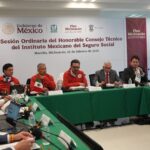 Tereso Medina y Zoé Robledo revisan agenda de salud y seguridad social