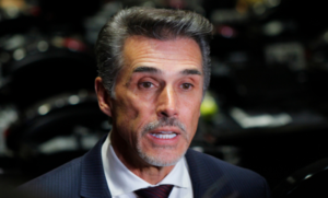 Sergio-Mayer-1068x601-1-780x470