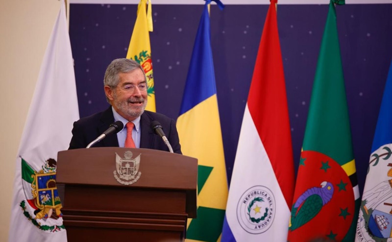 canciller-de-la-fuente-en-primera-asamblea-de-alce