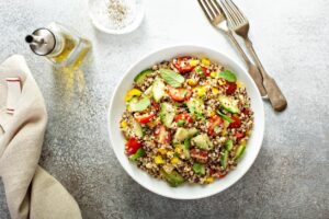 como_hacer_una_ensalada_de_quinoa_33752_orig