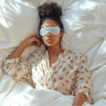 Dormir a oscuras: por qué un antifaz puede mejorar la calidad del sueño