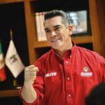 Alejandro Moreno celebra freno a revocación de mandato en 2027