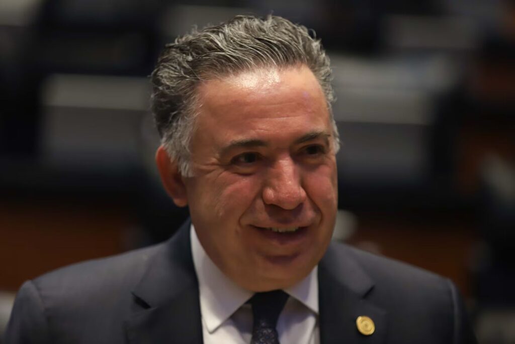 Departamento de Justicia de EUA acusa al senador Enrique Inzunza de narcotráfico