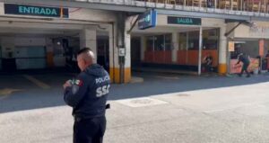 Muere-mujer-tras-caer-de-un-primer-piso-en-un-estacionamiento-de-la-Ciudad-de-Mexico-