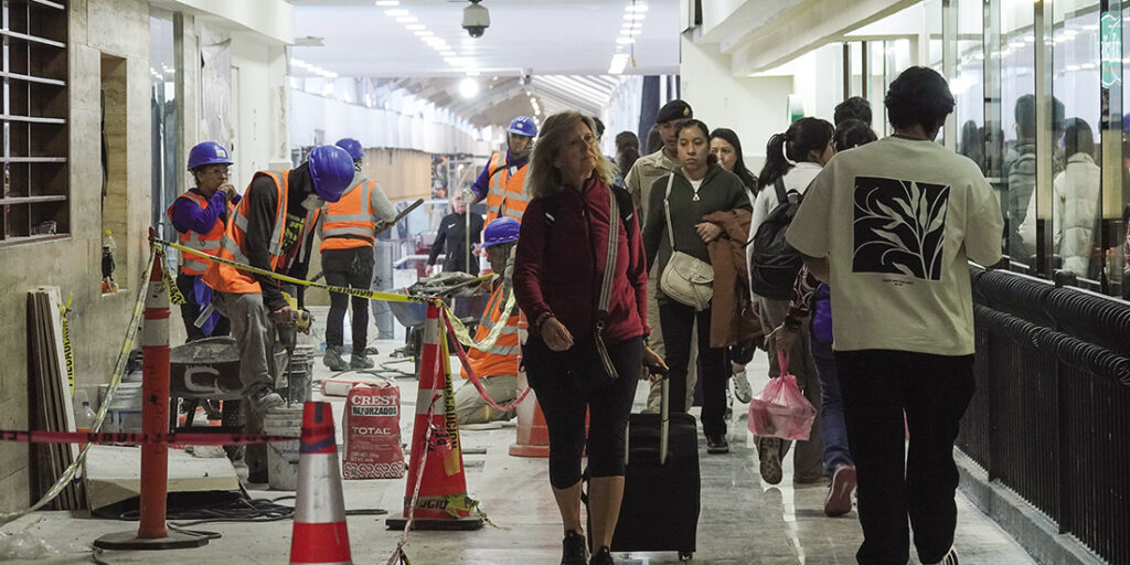 R27RE2ZKOVD5FMUSSQLIUNXRKY