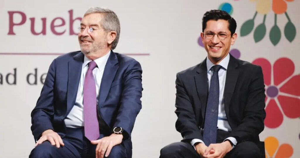 Roberto Velasco asume SRE tras licencia médica de Juan Ramón de la Fuente