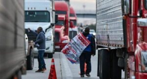 Transportistas convocan megabloqueo nacional el 6 de abril