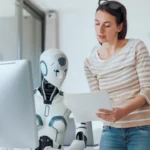 De ingenieros a poetas: los trabajos que impulsa la inteligencia artificial en México